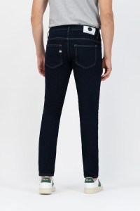 MUD Jeans mannen vegan Jeans Slimmer Rick Strong Blue product