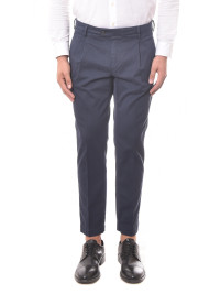 Pantalone blu capri con pence in cotone product