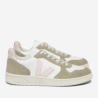 Veja Women's V-10 Chrome Free Leather Trainers product