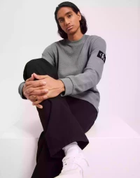Calvin Klein Jeans Monologo Badge Waffle Ls Tee Sweatshirts Grey product