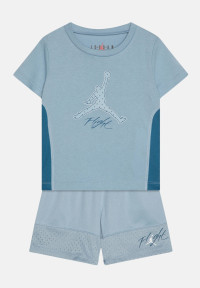 Completino neonato celeste logo jumpman product