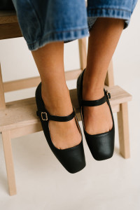 Mary Jane Flats in Black Leather product