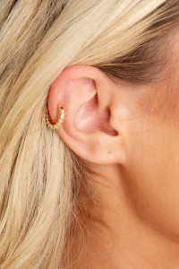 Jagged Gold Baguette Ear Cuff product