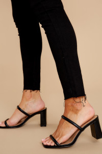 Darling Steps Black Heels product