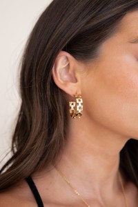 She’s So Chic Earrings // Gold product