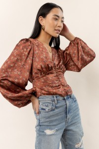 Ellie Floral Top in Rust product