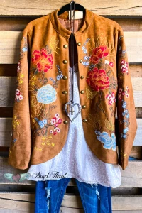 AHB EXCLUSIVE: DARLING DETAILS JACKET - CAMEL product