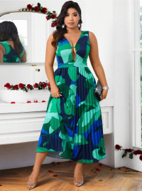 SHEIN Privé Plus Size Women'S Geometric Print Pleated Hem Sleeveless Dress product