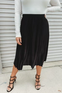 Level up Pleated Black Midi Skirt product