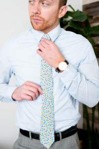 SKINNY TIE BLUE YELLOW FLORAL product
