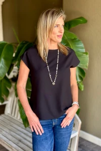 The Perfect Transitional Top-Black product