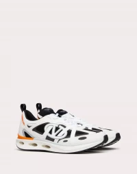 VLOGO EASYJOG LOW-TOP SNEAKER IN CALFSKIN AND FABRIC product
