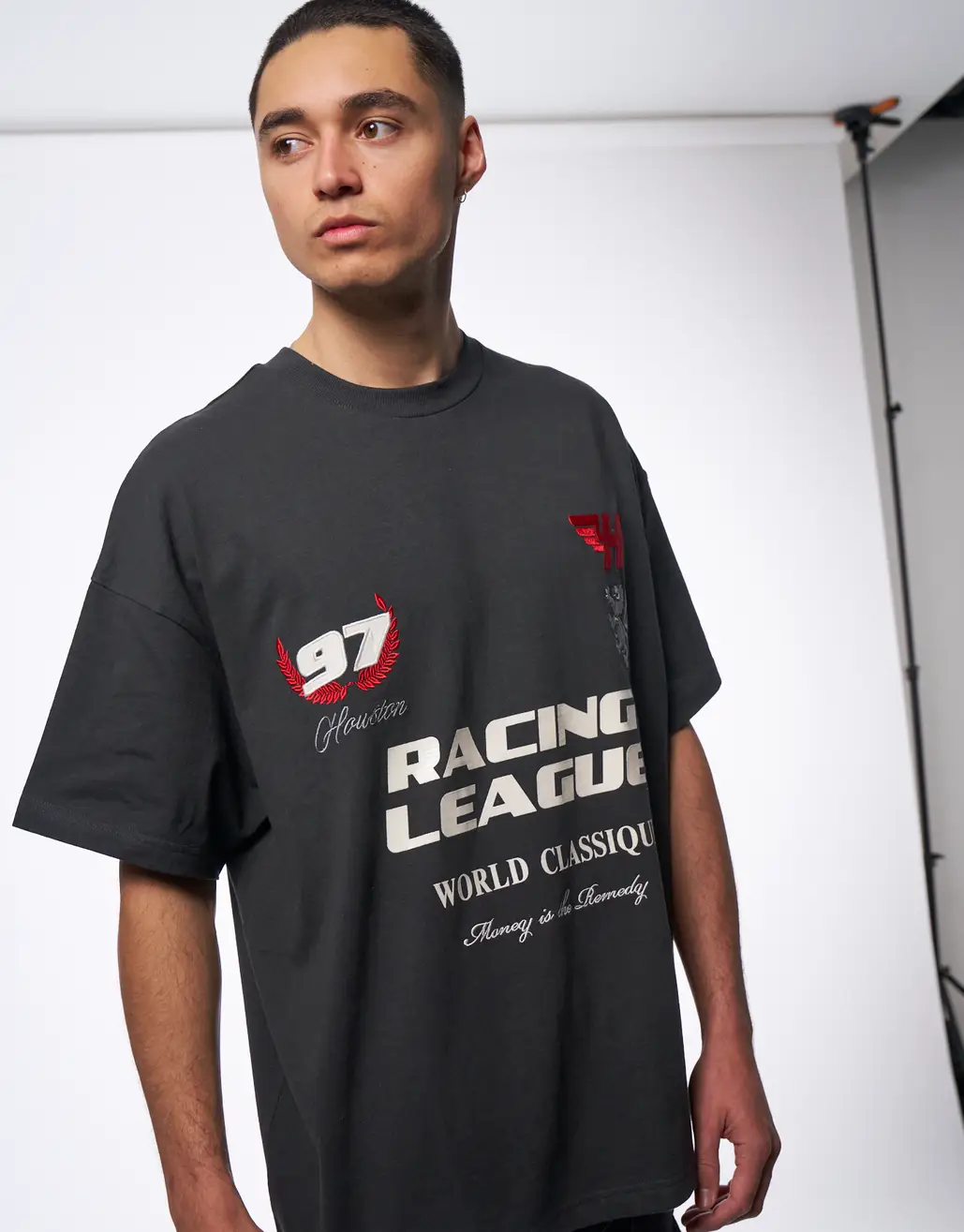 WORLD CLASSIQUE RACE CLUB SHORT SLEEVE BOX TEE IN WASHED BLACK