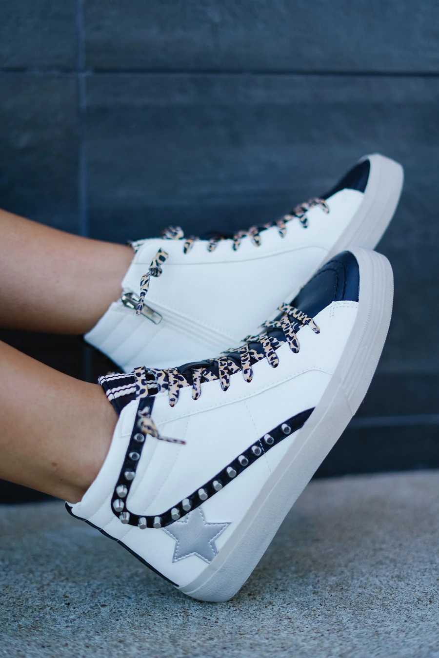 Riri Sneaker - White