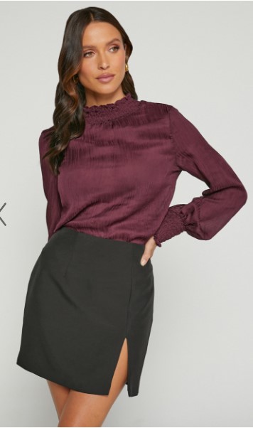 KELSEY BLOUSE - SHIRRED LONG SLEEVE BLOUSE IN PLUM