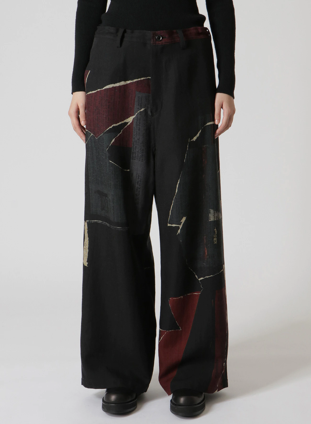 Y's WOOL DICTIONARY COLLAGE PRINT LONG STRAIGHT PANTS