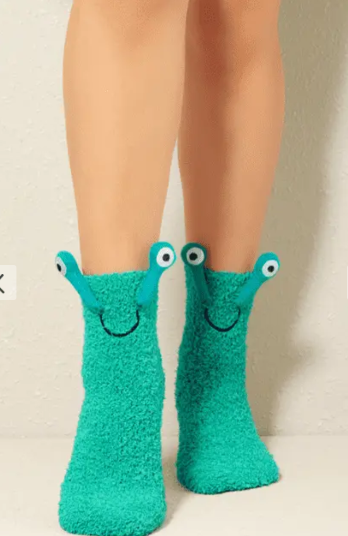 Women's Cute Cartoon Frog Shape Fuzzy Coral Fleece Floor Sleeping Crew Socks - Green 常规